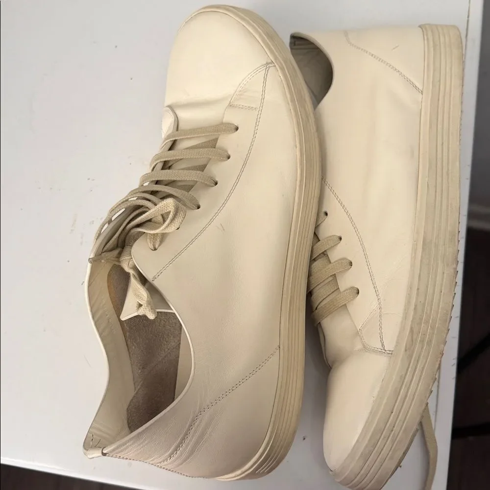 Rick Owens questions leave